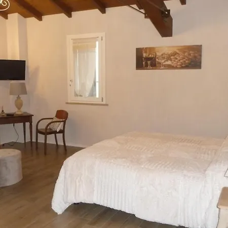 Antico Podere Emilia Farm stay